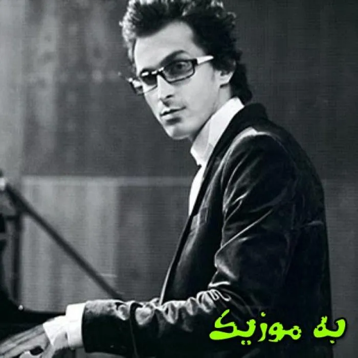 دانلود ریمیکس اونی که عاشقی رو یاد من داده داره میره و اصلی مرتضی پاشایی دانلود ریمیکس اونی که عاشقی رو یاد من داده داره میره و اصلی مرتضی پاشایی